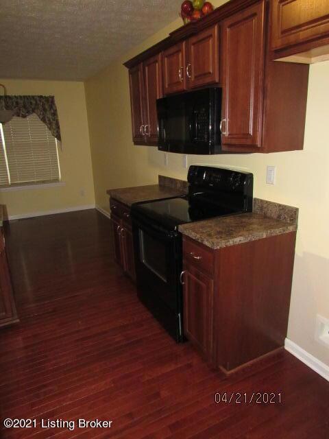 141 Crystal View Ct, Mount Washington, KY 40047 - photo 4