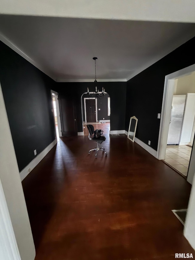 510 N Maple St, Benton, IL 62812 - photo 5