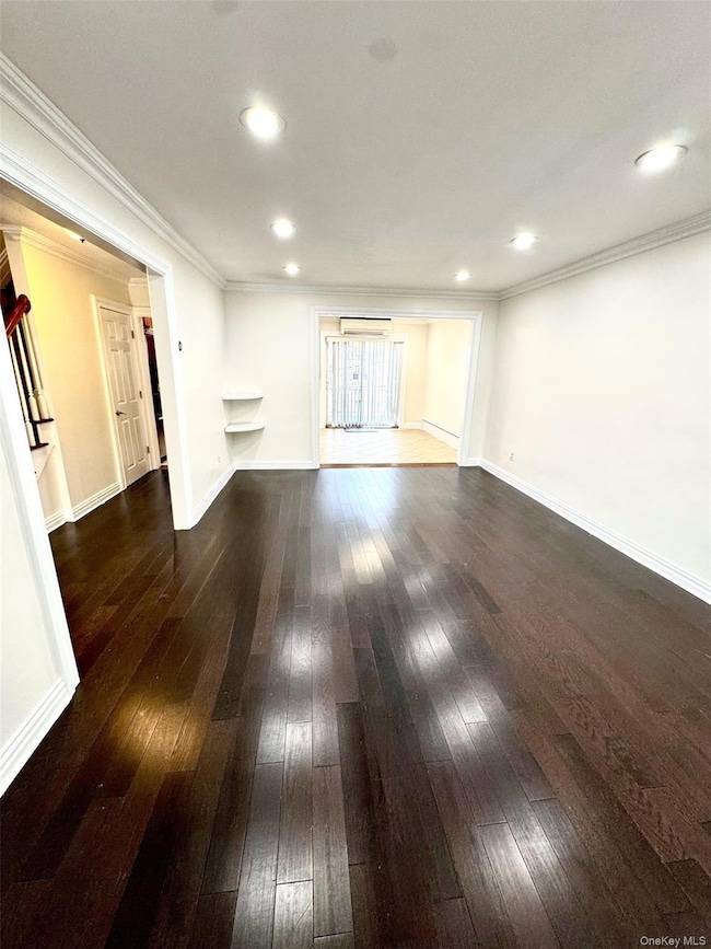 1004 Balcom Ave, Bronx, NY 10465 - photo 4