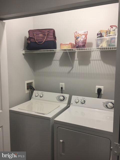 Marquis At Vienna Station unit 11, Vienna, VA 22181 - photo 4