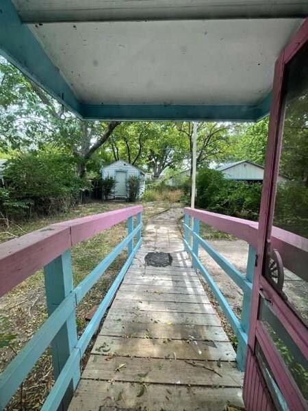 700 N Dallas St, Ennis, TX 75119 - photo 3