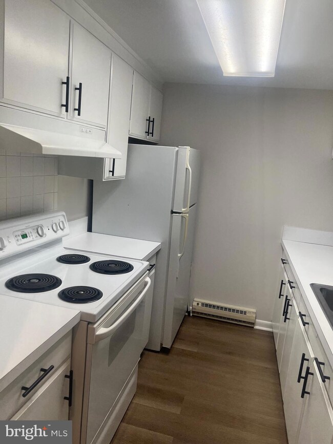 3301 S Leisure World Blvd unit 991F, Silver Spring, MD 20906 - photo 2