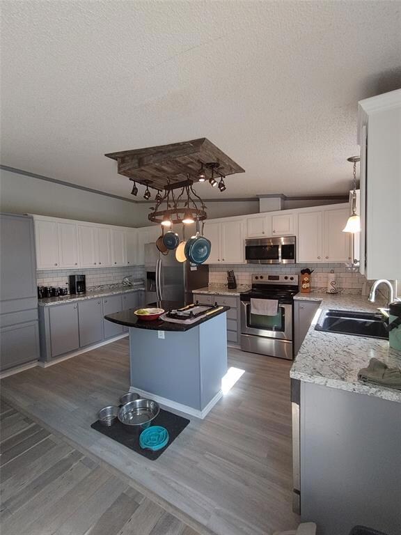 276 Prairie Ln, Azle, TX 76020 - photo 3