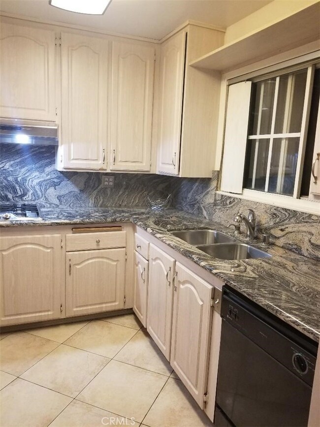 8238 Inverness Green, Buena Park, CA 90621 - photo 6