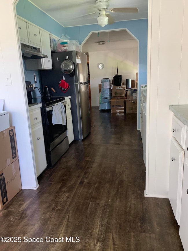 913 Fir St, Sebastian, FL 32976 - photo 4