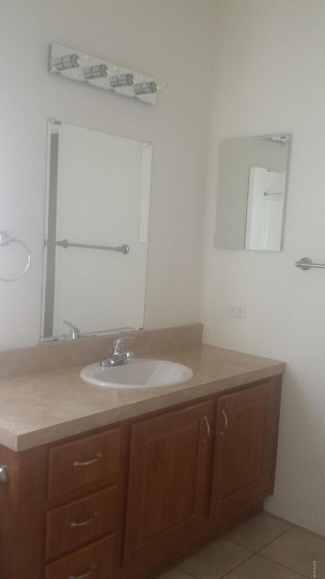 3019 E Acacia Club Ln, Tucson, AZ 85706 - photo 7