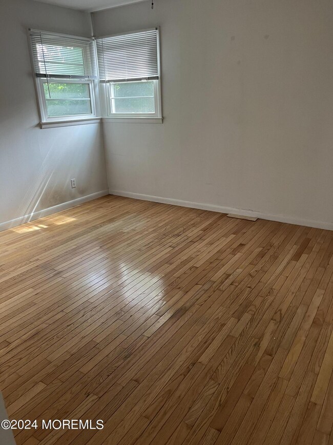 507 Staffa St, Allenhurst, NJ 07711 - photo 7