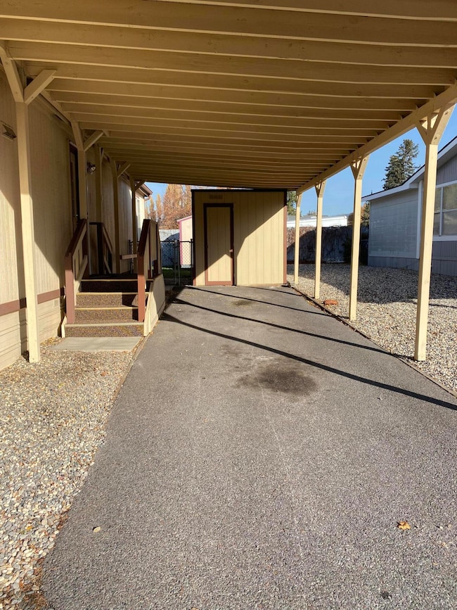 4200 Summers Ln unit 10, Klamath Falls, OR 97603 - photo 6