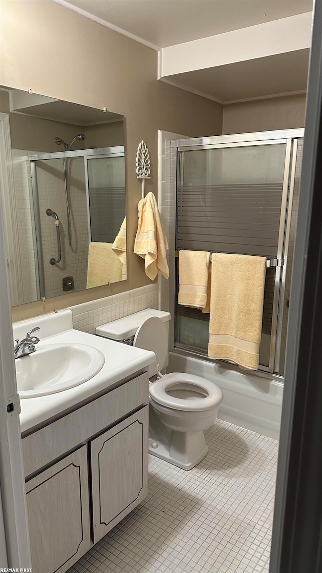 37030 W Aragona Dr unit 6, Clinton Township, MI 48036 - photo 6