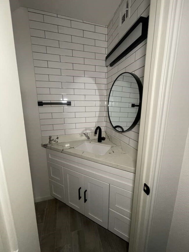 14600 Fonmeadow Dr unit 1203, Houston, TX 77035 - photo 6