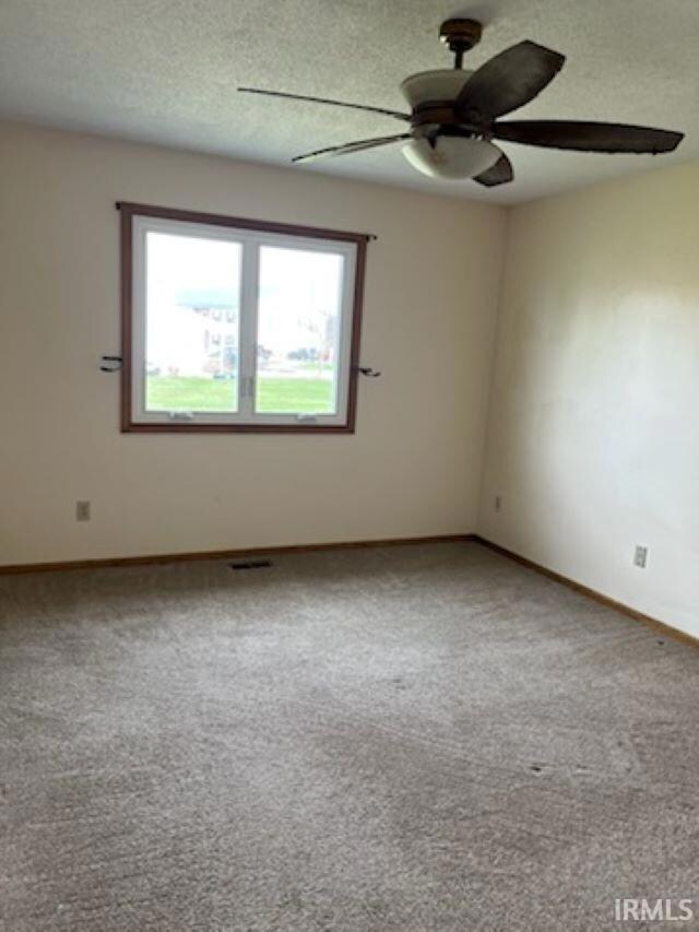 13419 Wheat Mill Ct, Grabill, IN 46741 - photo 5