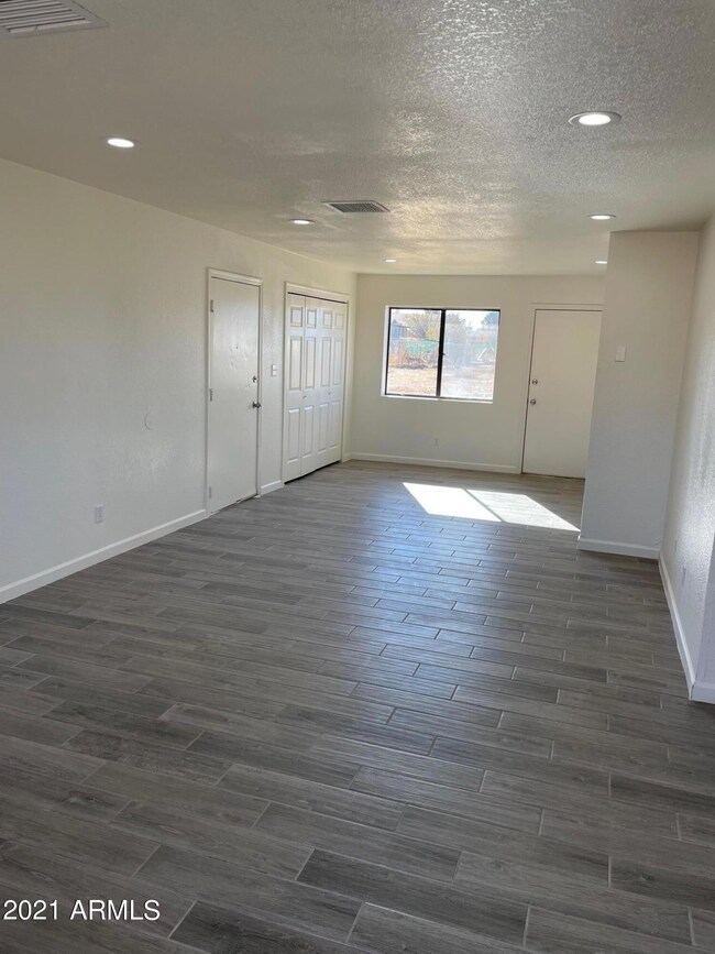 1755 E 21st St, Douglas, AZ 85607 - photo 7