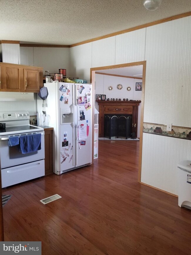 6144 Hager Rd, Greencastle, PA 17225 - photo 7