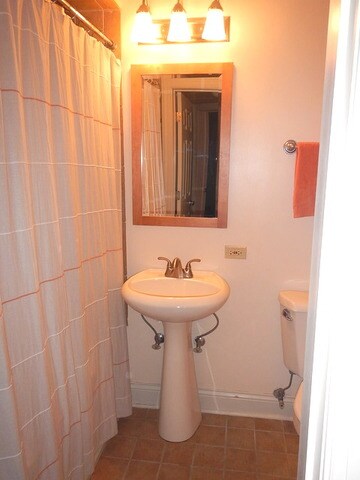 2737 N Kimball Ave unit 1, Chicago, IL 60647 - photo 6