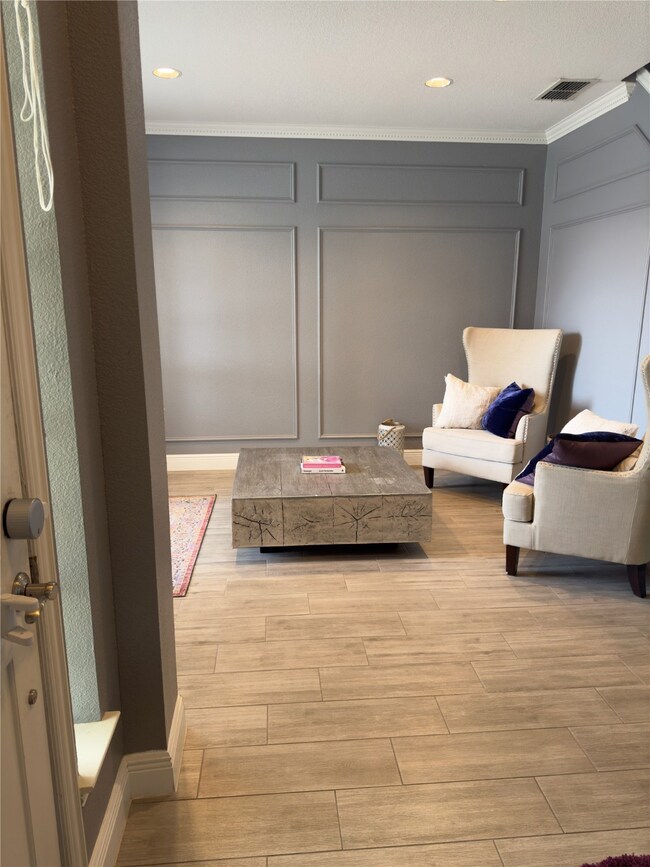 413 Ridge Meade Dr, Lewisville, TX 75067 - photo 3