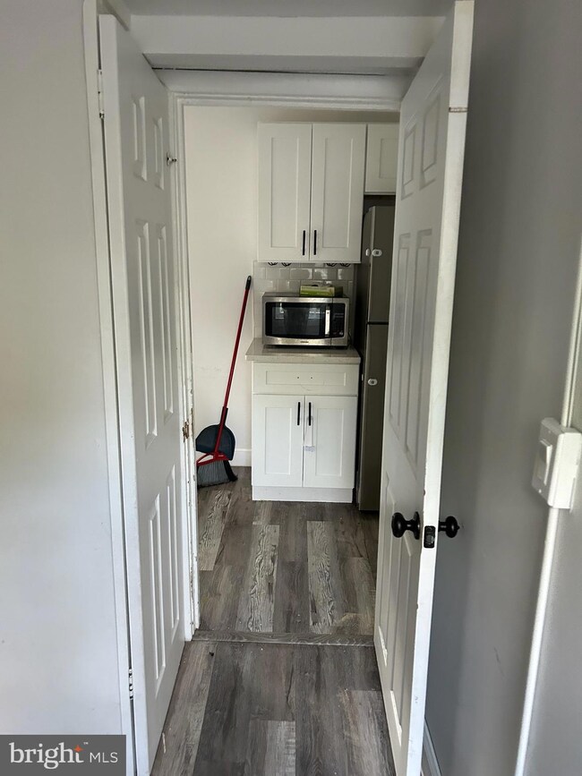 253 Harding Ave unit 3, Clementon, NJ 08021 - photo 3