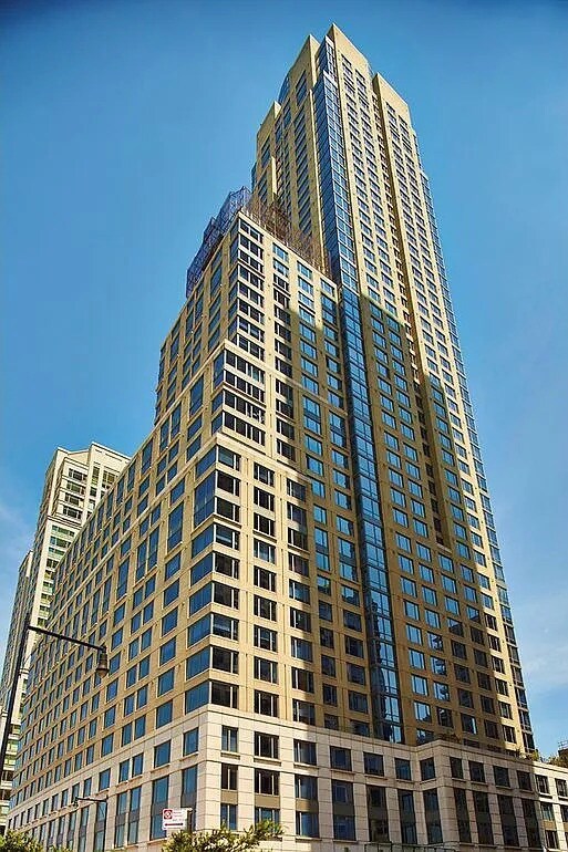 220 Riverside Blvd unit 4-D, New York, NY 10069 - photo 7