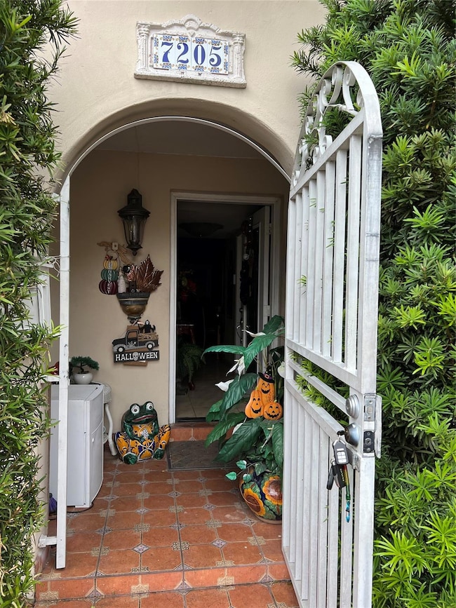7205 W 2nd Ln, Hialeah, FL 33014 - photo 2