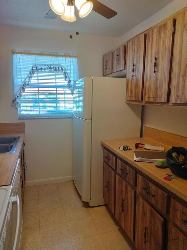 4760 NW 3rd St unit C, Delray Beach, FL 33445 - photo 6