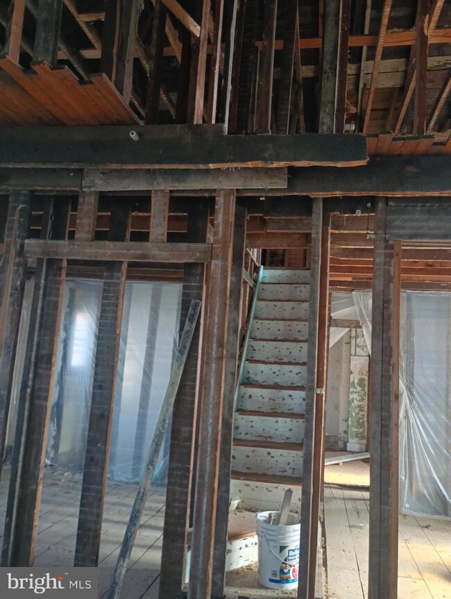 512 Louisiana Ave, Cumberland, MD 21502 - photo 4