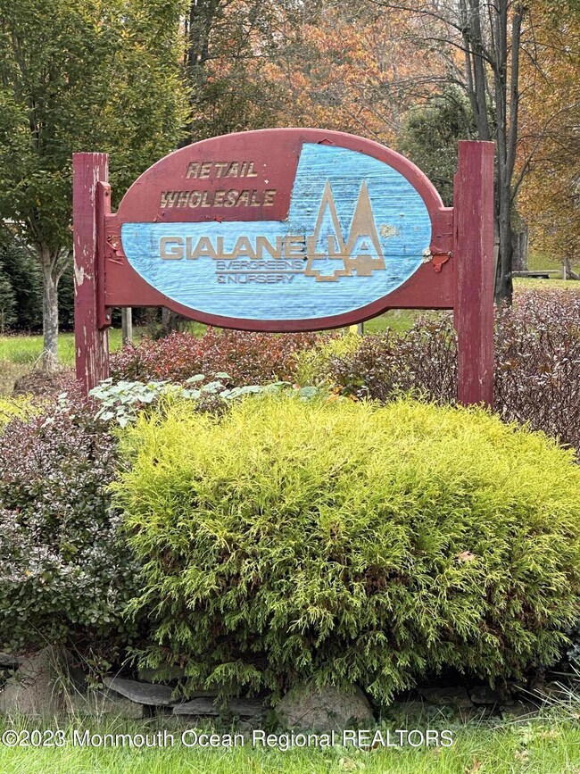 336 Everett Rd, Lincroft, NJ 07738 - photo 2