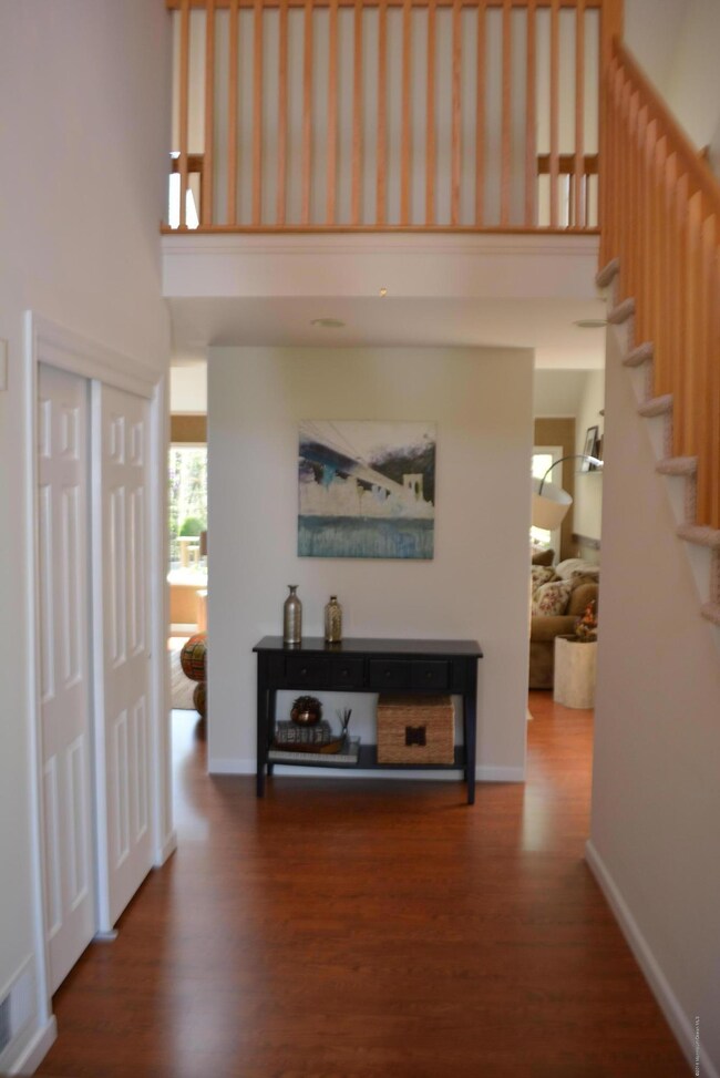 15 Cambridge Ct, Marlboro, NJ 07746 - photo 4