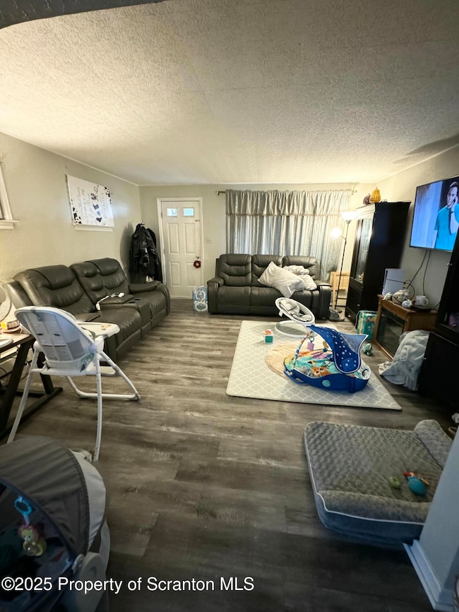 520 Charles St, Luzerne, PA 18709 - photo 4