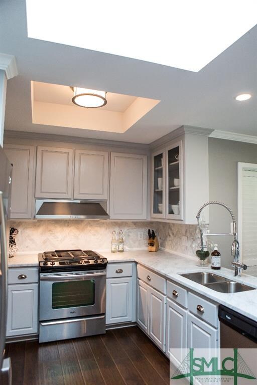 Gourmet Kitchen