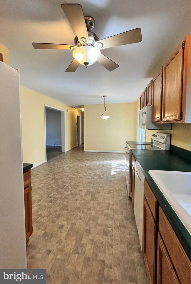 157 Cove Point Rd, Lusby, MD 20657 - photo 7