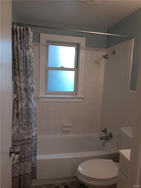 304 Edwin St, Chittenango, NY 13037 - photo 2