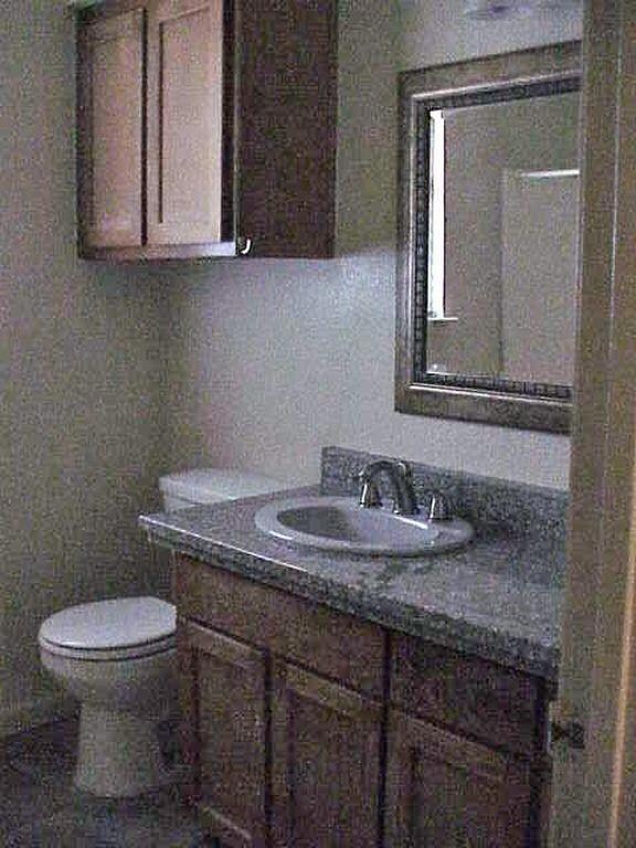 533 College St unit B, Grand Prairie, TX 75050 - photo 6