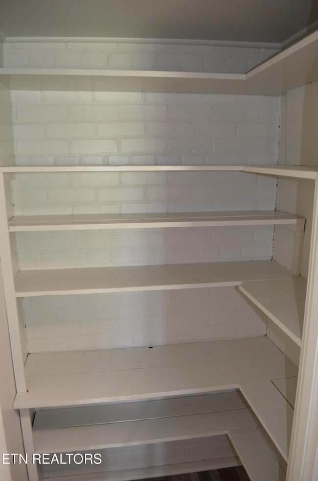 106 Cedar Ln, Oak Ridge, TN 37830 - photo 7