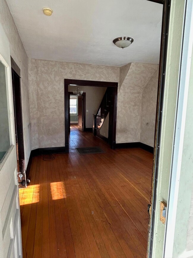 1045 N Gould St, Sheridan, WY 82801 - photo 3