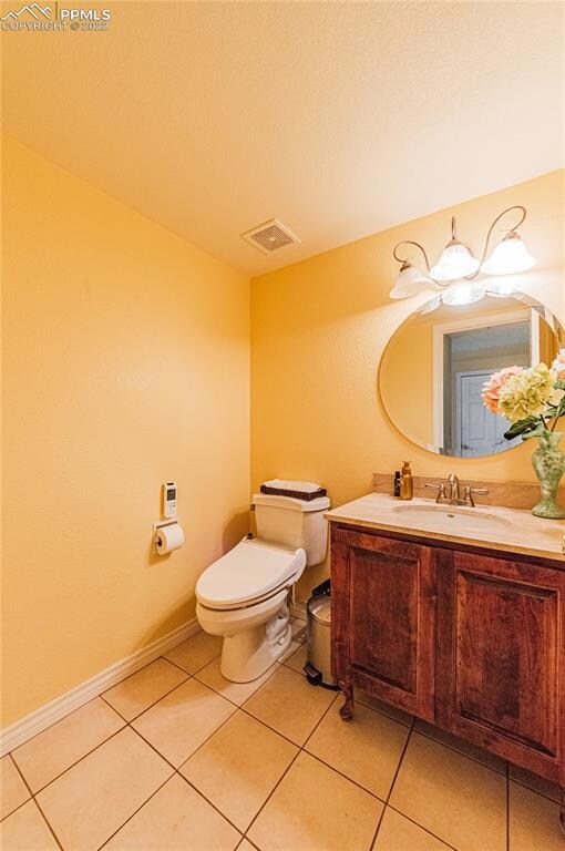Main level powder room