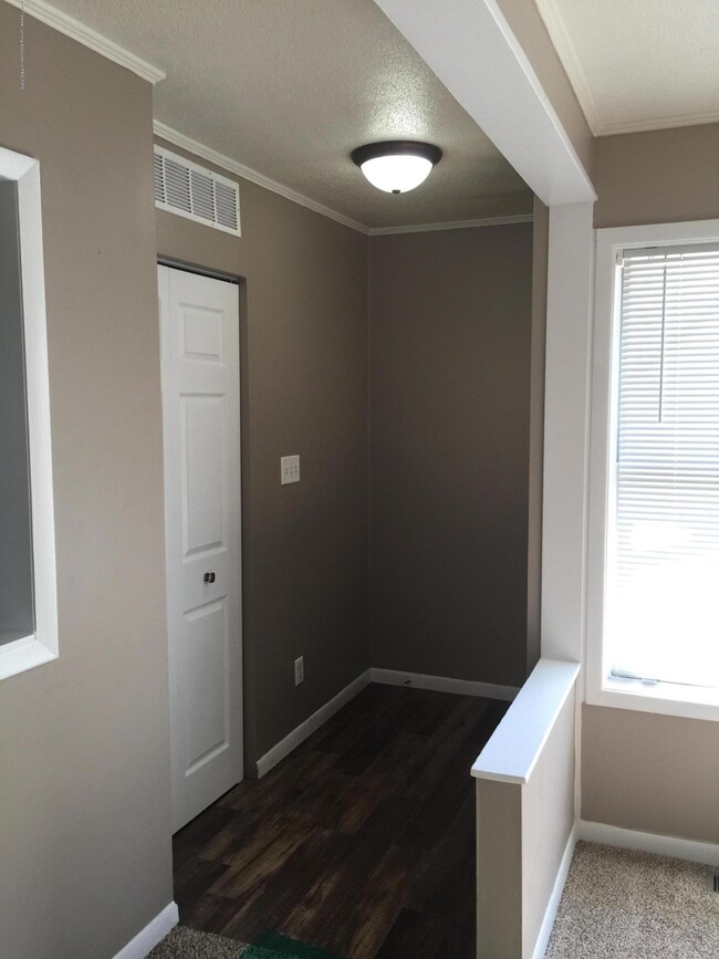 Front Entry Way
