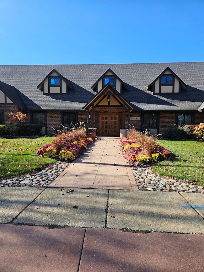 1S156 Radford Ln unit 3, Villa Park, IL 60181 - photo 6