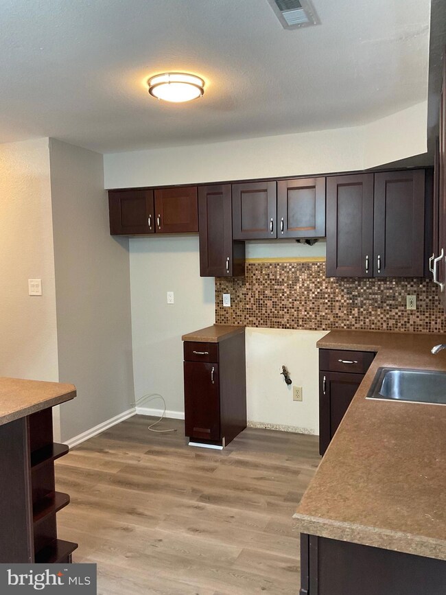 148 Pendragon Way unit 148, Mantua, NJ 08051 - photo 4