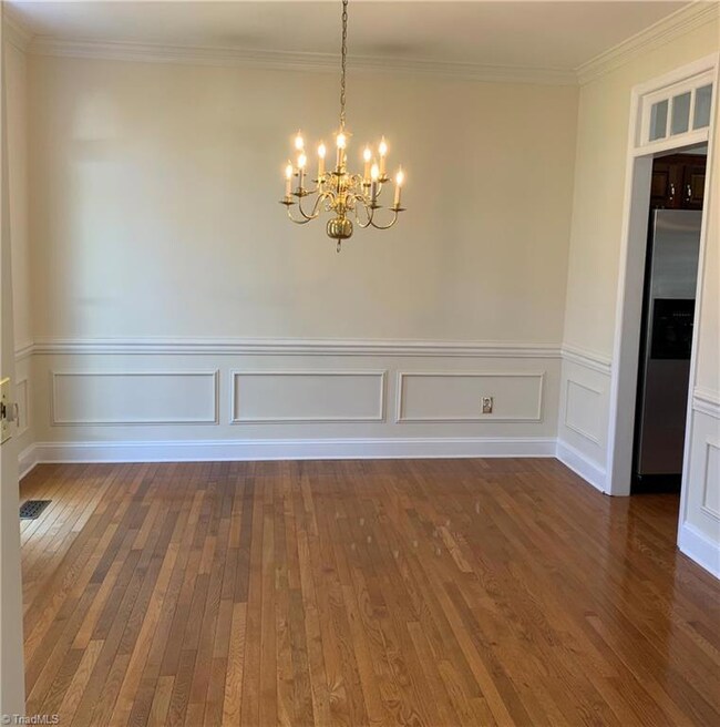 Large formal dining room perfect for any event.