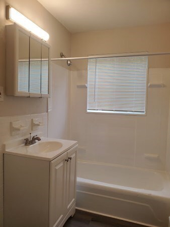 50 Francis St unit 25, Holbrook, MA 02343 - photo 7