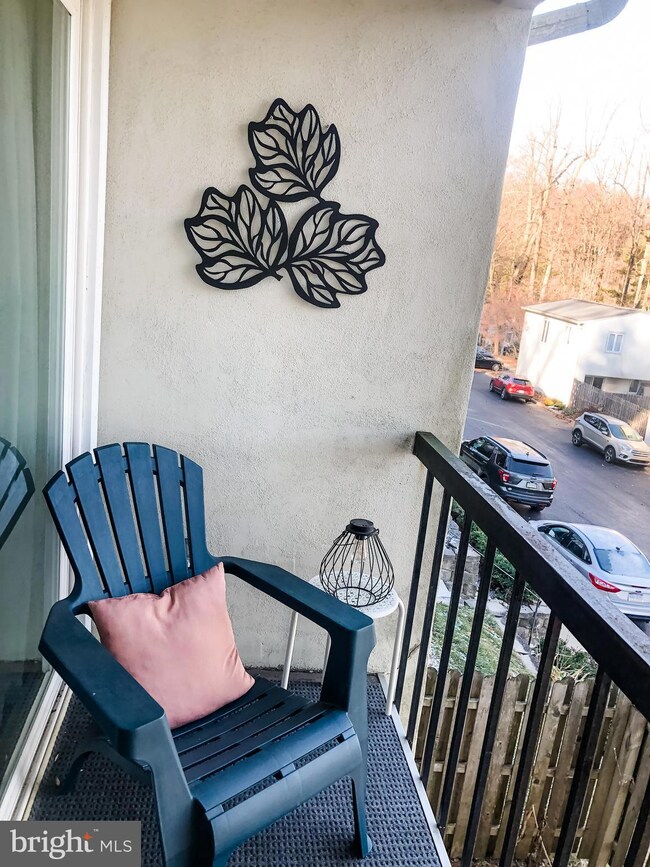 155 W Kenilworth Cir unit 19, Newtown Square, PA 19073 - photo 4