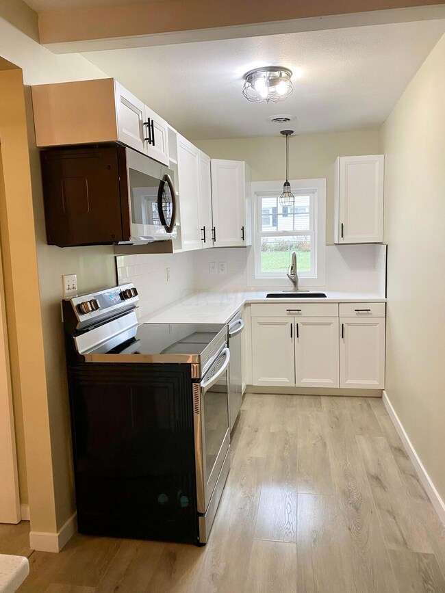 59C0CD13-62C4-4AC7-8422-1B45C6C64E64