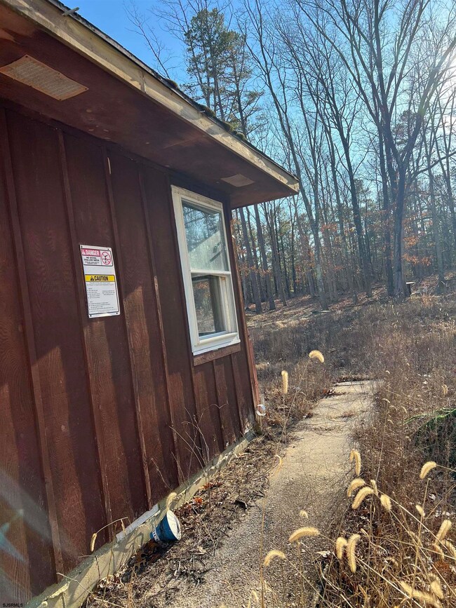 812 5th Rd, Mays Landing, NJ 08330 - photo 2