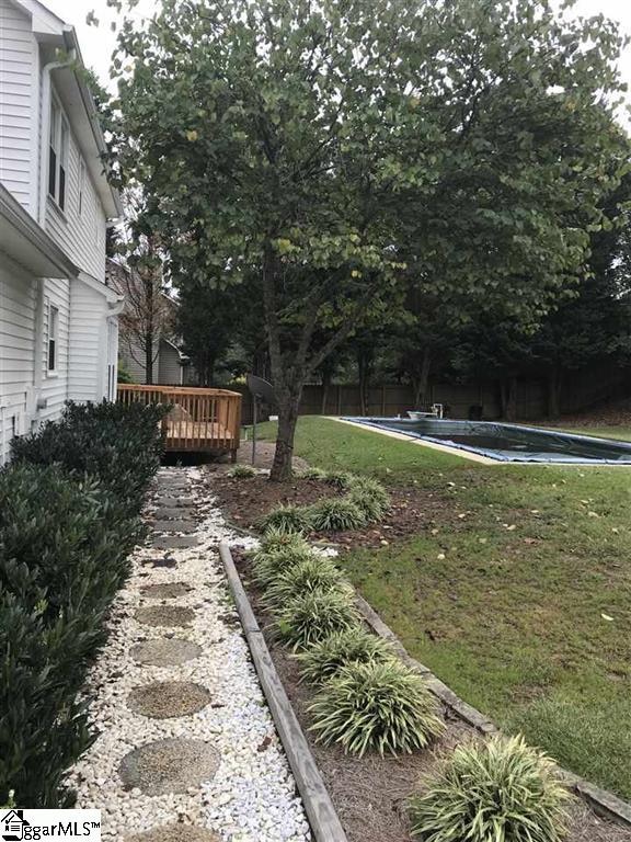 201 Hyde Park Ln, Mauldin, SC 29662 - photo 2