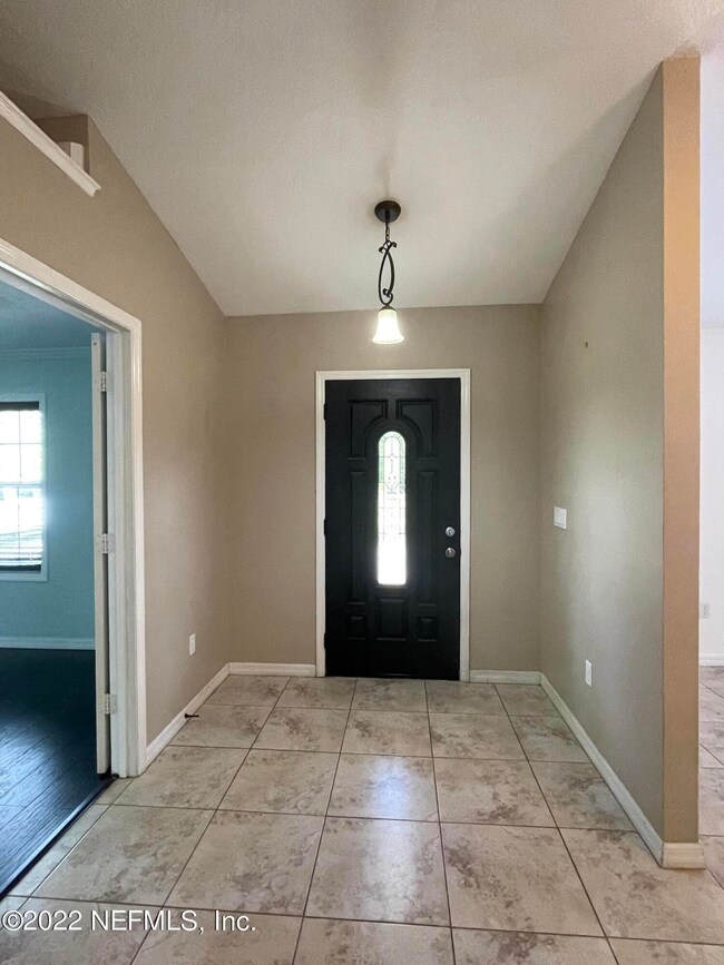 22113 SW Edgewater Blvd, Dunnellon, FL 34431 - photo 2