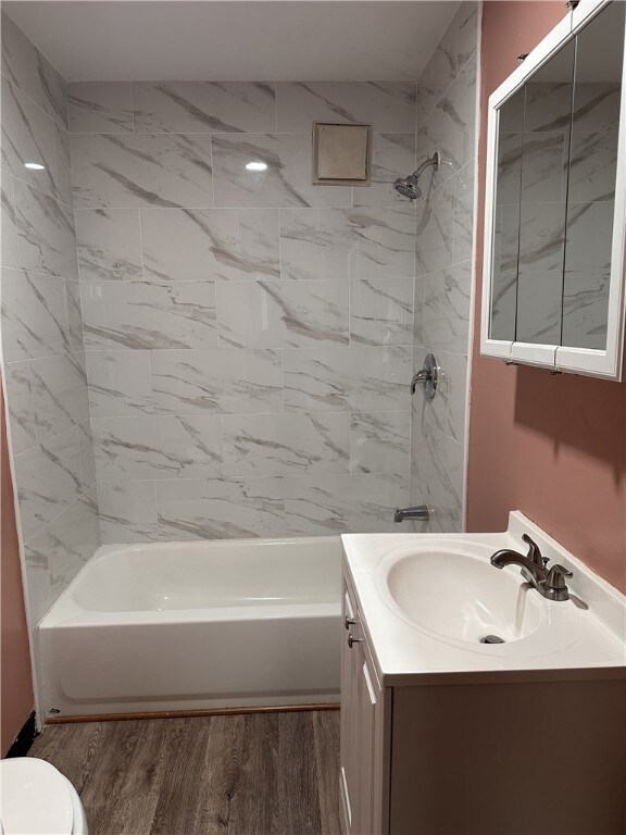 104 Webster St, Pawtucket, RI 02861 - photo 5