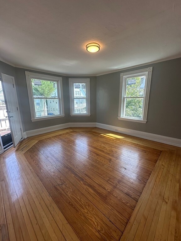 22 Wellington St unit 2, Waltham, MA 02451 - photo 2