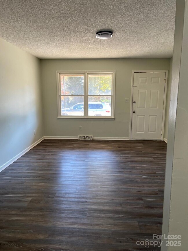 209 Adams St, Statesville, NC 28677 - photo 2