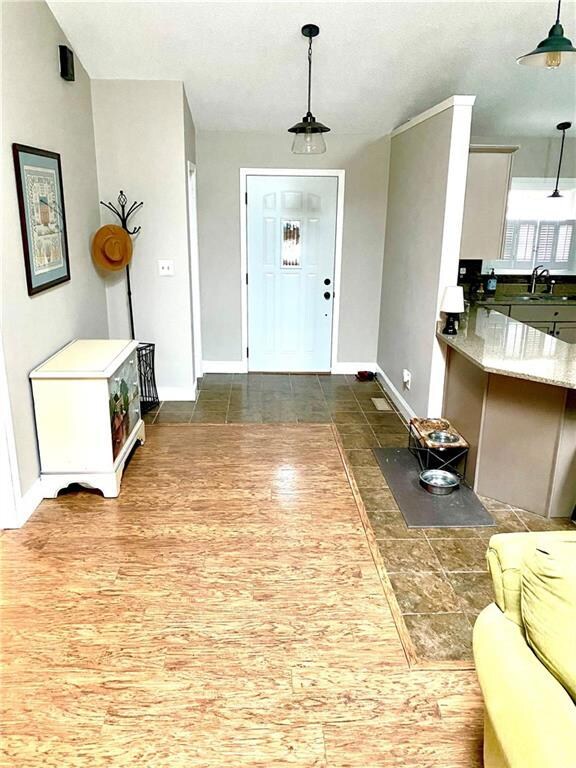 3331 Briar Ridge Way, Columbus, IN 47203 - photo 6