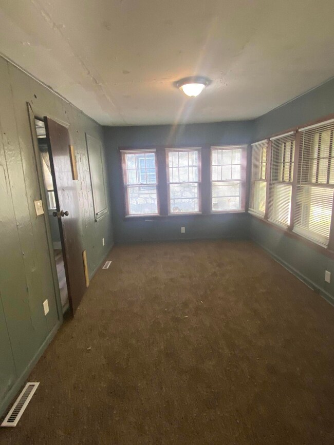 1521 S Connor Ave, Joplin, MO 64804 - photo 6