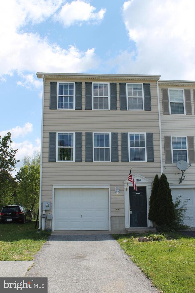 164 Topaz Ln, Inwood, WV 25428 - photo 3